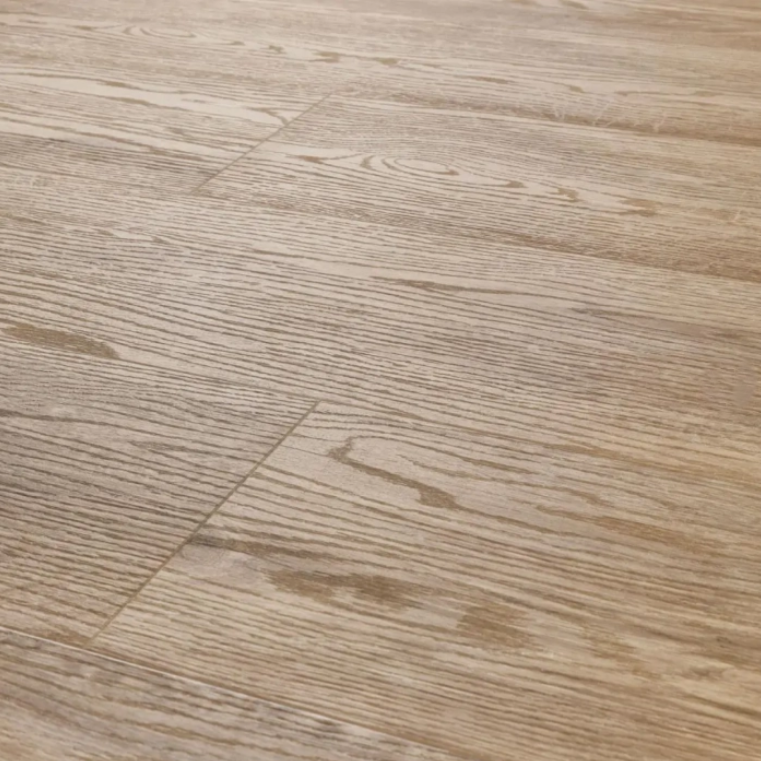 186 Lakewood Oak
